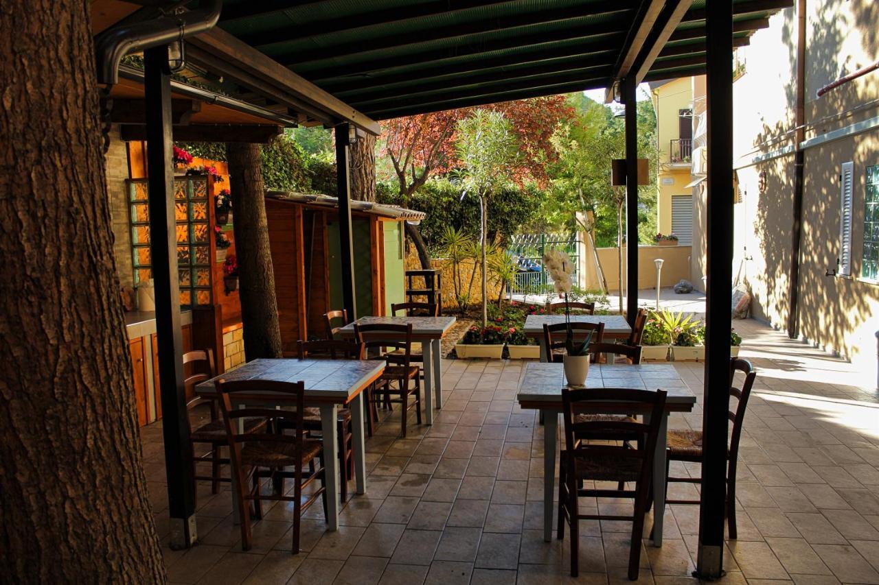 La Casa Di Nonno Giulio Bed & Breakfast Porto Sant'Elpidio Exterior photo